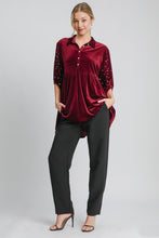 Load image into Gallery viewer, Umgee Velvet Tunic Top with Pearls in Wine