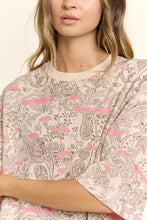 Load image into Gallery viewer, Davi & Dani Relaxed Fit Paisley Print Top in Pink Peach