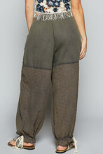 Load image into Gallery viewer, POL Floral Eyelet Lace and Double Gauze Joggers in Charcoal