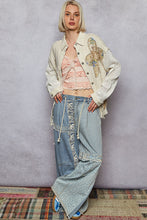 Load image into Gallery viewer, POL Denim Top with Crochet Sleeves and Floral Print Flower Patches in Natural