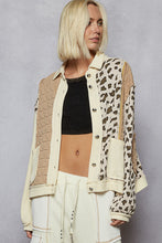 Load image into Gallery viewer, POL Contrasting Print Thermal Knit and Quilted Jacket in Cream Multi