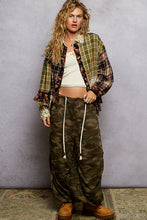 Load image into Gallery viewer, POL Mixed Print Button Down Top in Black/Olive