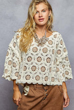 Load image into Gallery viewer, POL Chenille Crochet Cropped Top in Cream/Latte