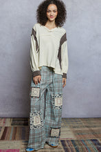 Load image into Gallery viewer, POL Contrasting Color Block Top in Cream