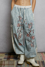 Load image into Gallery viewer, POL Denim Joggers with Floral Embroidery in Denim