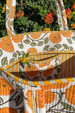 Load image into Gallery viewer, POL Quilted Jumbo Woven Tote in Honey Floral