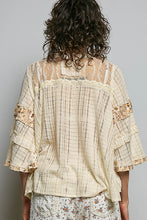 Load image into Gallery viewer, POL Floral Ruffle Zip Accent Ribbed Top in Natural