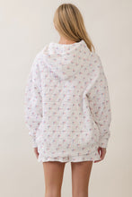 Load image into Gallery viewer, Veveret All-American Quilted Hoodie in White