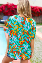 Load image into Gallery viewer, Haptics Lightweight Tropical Print Top in Green