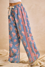 Load image into Gallery viewer, BiBi Floral Washed Denim Lace Contrast Side Pants in Denim
