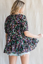 Load image into Gallery viewer, Jodifl Abstract Print Tiered Top in Black