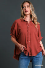 Load image into Gallery viewer, Umgee Linen Blend Top with Frayed Placket in Rosewood