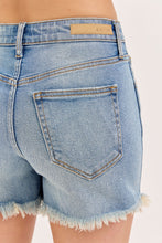 Load image into Gallery viewer, Cello Jeans Mid Waisted Baggy Shorts in Medium Denim