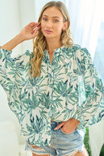 Load image into Gallery viewer, First Love Leaf Print Crinkle Button Down Top in Green