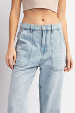 Load image into Gallery viewer, ee:some Mineral Washed Joggers in Denim