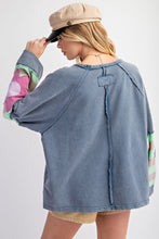 Load image into Gallery viewer, Easel Terry Knit Pullover Top with Flower Patch Details in Washed Denim
