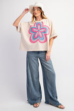 Load image into Gallery viewer, Easel Mineral Washed Cotton Top with Flower Patch in Cream