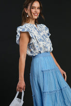 Load image into Gallery viewer, Umgee Two Toned Floral Print Boxy Cut Top in Blue