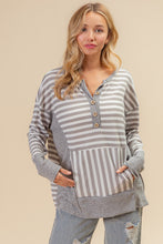 Load image into Gallery viewer, BiBi Thermal Knit Henley Stripe Pattern Top in Grey