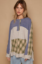 Load image into Gallery viewer, POL Knit Cotton and Plaid Print Top in Cornflower Blue