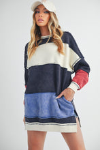 Load image into Gallery viewer, Aemi + Co Ottavia Sweatshirt in Navy Multi