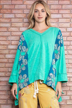 Load image into Gallery viewer, BlueVelvet Color Block Panel Top with Flower Patches in Aqua Green