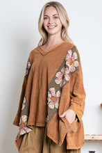 Load image into Gallery viewer, BlueVelvet Color Block Panel Top with Flower Patches in Mocha