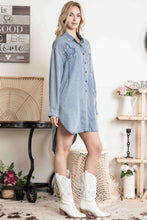 Load image into Gallery viewer, BlueVelvet Star Patch Front Button Down Dress in Denim
