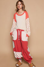 Load image into Gallery viewer, POL Jersey Knit FITTED Top with Floral Print Details in Almond