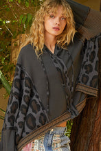 Load image into Gallery viewer, POL SEMI-CROPPED Leopard Print Hooded Top in Charcoal