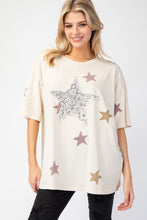 Load image into Gallery viewer, Easel OVERSIZED Star Patched and Print Top in Khaki