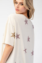 Load image into Gallery viewer, Easel OVERSIZED Star Patched and Print Top in Khaki