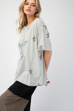 Load image into Gallery viewer, Easel OVERSIZED Star Patched and Print Top in Pale Sage