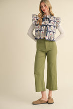 Load image into Gallery viewer, &merci Floral Print Quilted Puff Vest in Navy