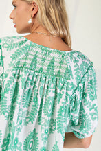Load image into Gallery viewer, GiGio Printed Smocked Front and Back Top in Green