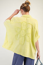 Load image into Gallery viewer, Easel OVERSIZED Cotton Gauze Top with Raised Flower Patches in Green Tea