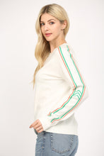 Load image into Gallery viewer, FATE Solid Color Knit Sweater with Striped Detailed Sleeves in White/Green/Orange