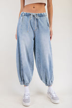 Load image into Gallery viewer, ee:some Snow Washed Joggers in Denim