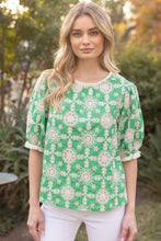 Load image into Gallery viewer, VOY Floral Embroidery Top with Fringe in Green