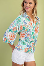 Load image into Gallery viewer, GiGio Floral Print Ruched Front Top in Mint