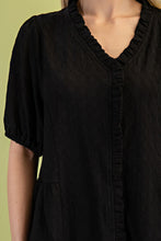 Load image into Gallery viewer, GiGio Solid Color Textured Top in Black