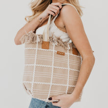 Load image into Gallery viewer, Pretty Simple Fae Fringe Tote Bag in Tan