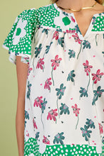 Load image into Gallery viewer, GiGio Mixed Floral Print Top in Green Mix