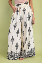 Load image into Gallery viewer, GiGio Two Toned Mixed Print Pants in Cream Mix