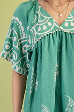 Load image into Gallery viewer, GiGio Mixed Print Top with Trim Details in Mint Mix