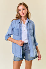 Load image into Gallery viewer, Doe & Rae Lightweight Chambray Top in Light Denim
