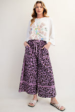 Load image into Gallery viewer, Easel Leopard Print Terry Knit Pants in Dried Orchid
