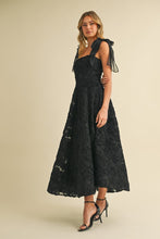 Load image into Gallery viewer, Klesis 3D Floral Lace Midi Dress in Black