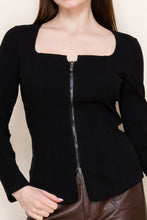 Load image into Gallery viewer, White Birch FITTED Ribbed Knit Front Zip Top in Black