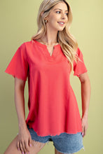 Load image into Gallery viewer, GiGio Solid Color Linen Blend Top in Coral